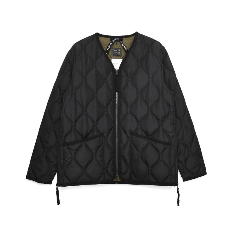TAION アウター(メンズ) ミリタリー Vネックジップ ダウンジャケット  M  BLACK アウター(メンズ) TAION ミリタリー Vネックジップ ダウンジャケット