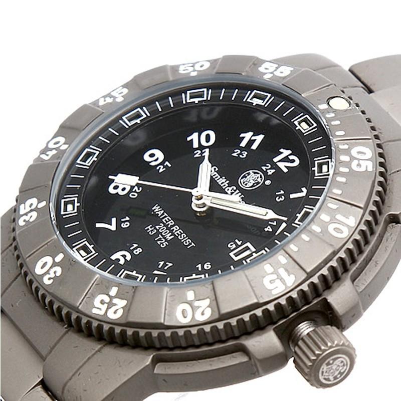 アウトドアウォッチ・時計 スミス&ウェッソン SWISS TRITIUM 357 SERIES TITANIUM グレーの画像