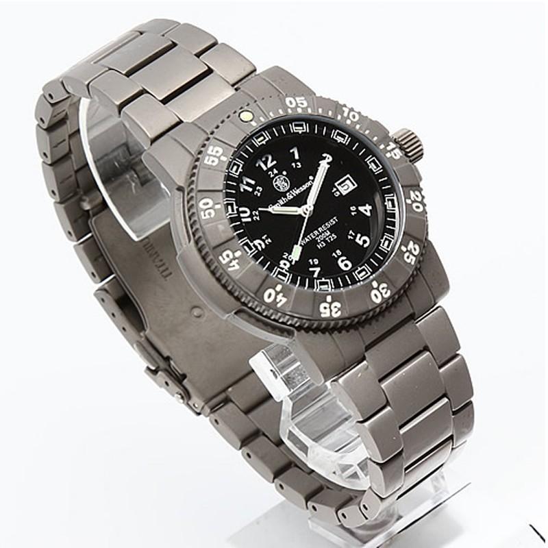 アウトドアウォッチ・時計 スミス&ウェッソン SWISS TRITIUM 357 SERIES TITANIUM グレーの画像
