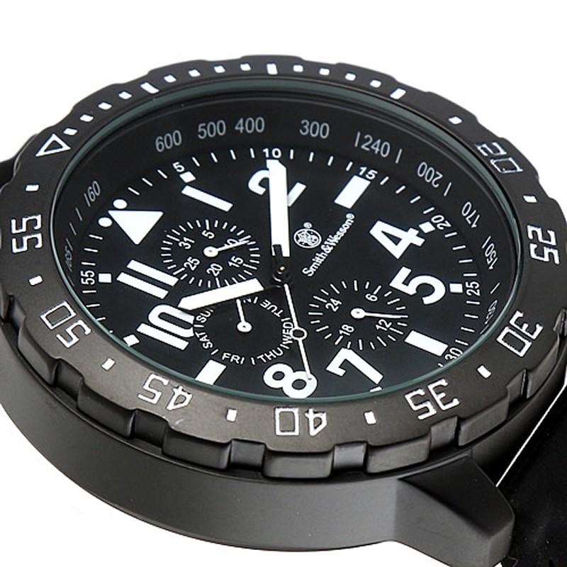 アウトドアウォッチ・時計 スミス&ウェッソン CALIBRATOR WATCH(キャリブレーター ウォッチ) ブラック×ホワイトの画像