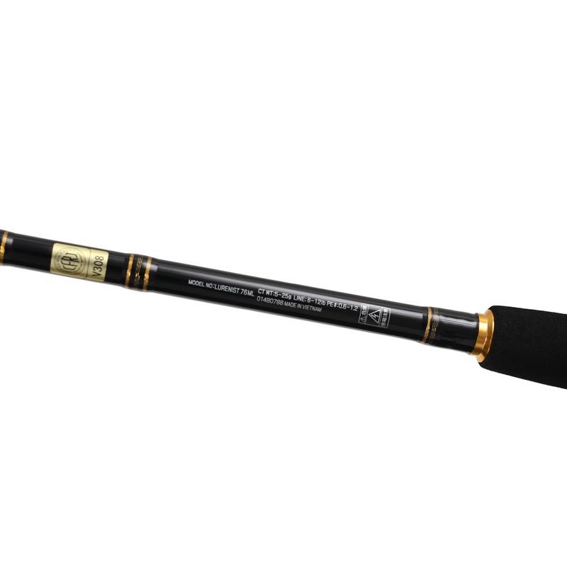 新品同様 ダイワ ルアー二スト シーバス 釣り竿 DAIWA（ダイワ） シーバスロッド LURENIST(ルアーニスト) 76ML