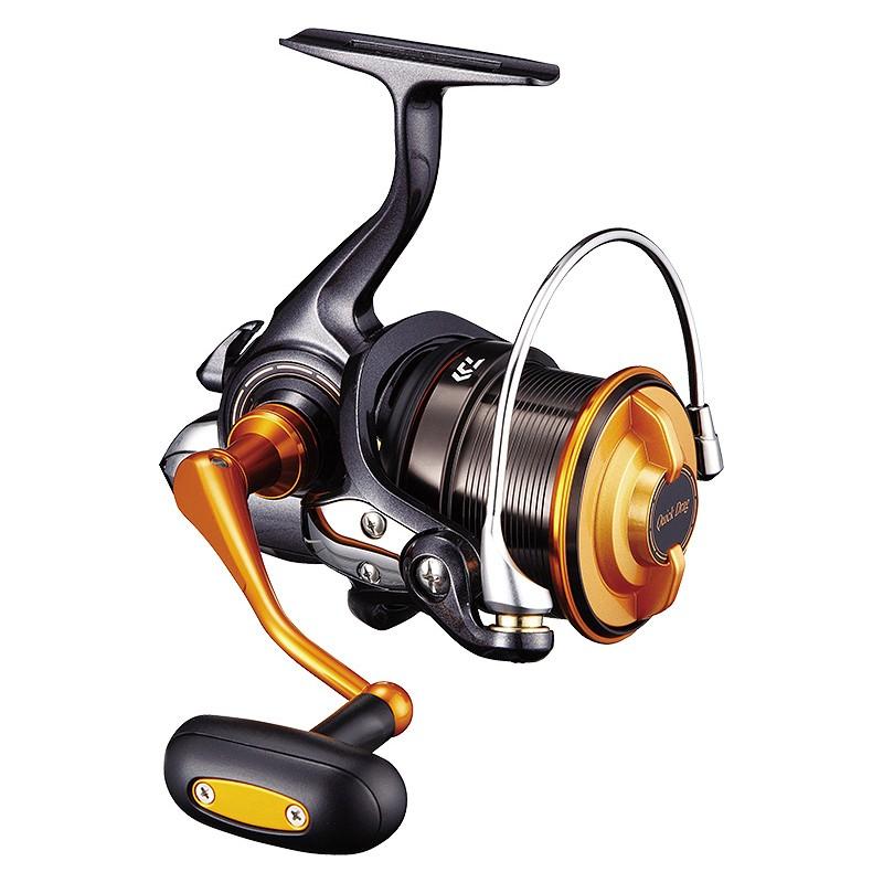 DAIWA（釣り） 【17.18日は全品+P5%】 スピニングリール ダイワ 19 