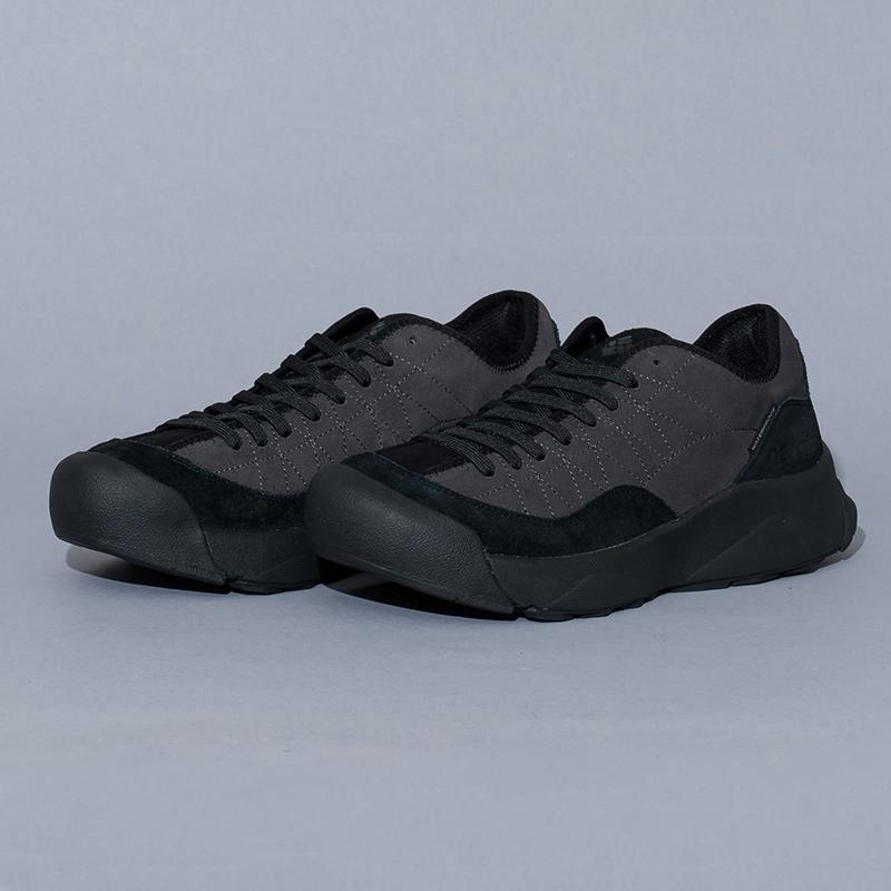 adidas ホワイト スニーカー 24.0cm 専用 5/30-6/1は全品+P5% シューズ・スニーカー コロンビア ヘイジー