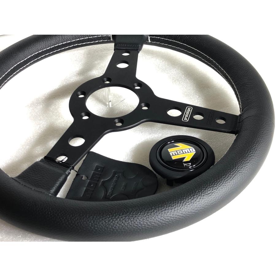 MOMO ☆在庫有☆ P-8 プロトタイプ ブラック 320mm フラット MOMO ☆在庫有☆ P-8 プロトタイプ ブラック 320mm フラット
