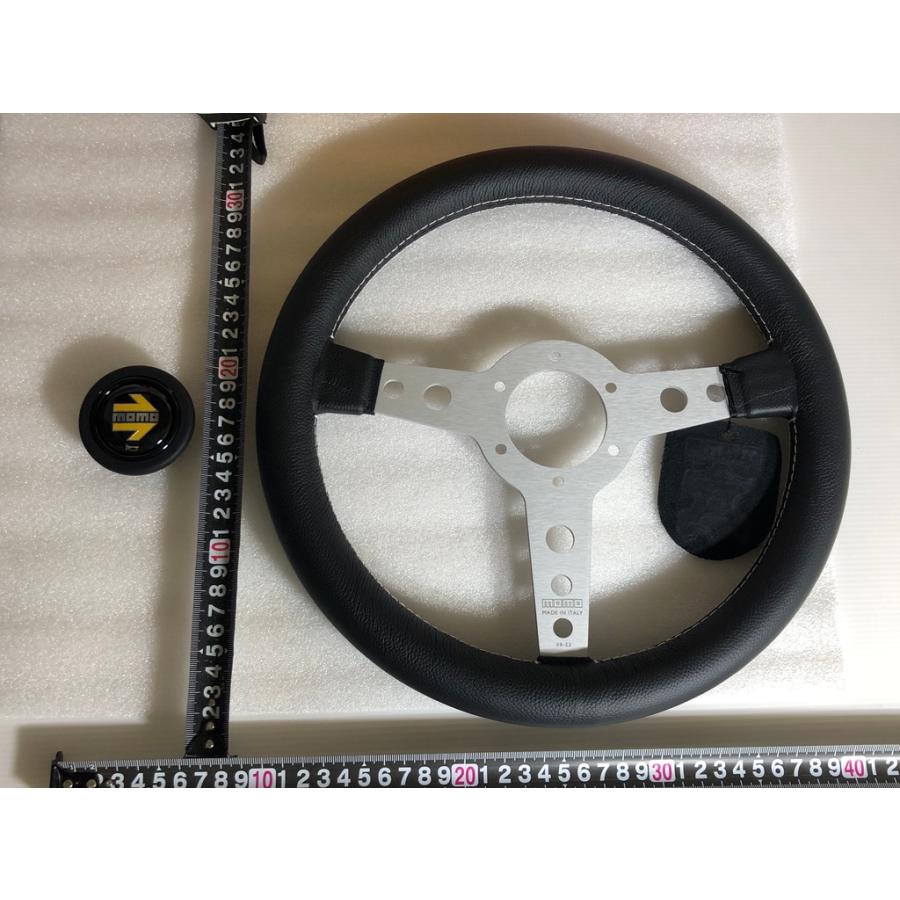 MOMO ☆在庫有☆ P-9 プロトタイプ シルバー 320mm フラット MOMO ☆在庫有☆ P-9 プロトタイプ シルバー 320mm フラット