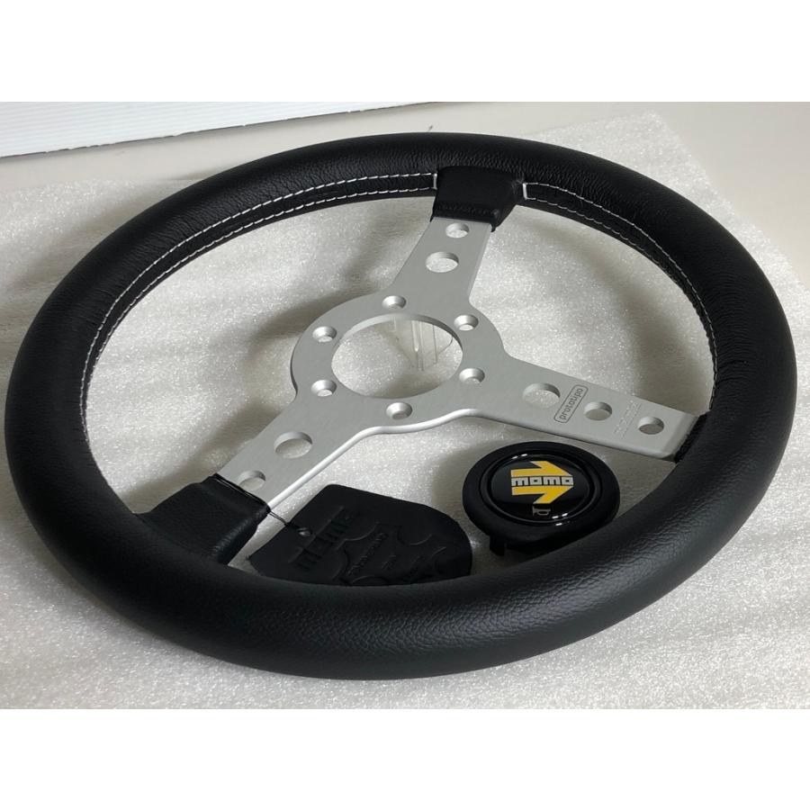 MOMO ☆在庫有☆ P-9 プロトタイプ シルバー 320mm フラット MOMO ☆在庫有☆ P-9 プロトタイプ シルバー 320mm フラット