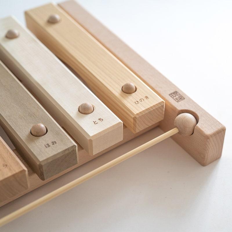 小さな森の合唱団 琉球版 オークヴィレッジ Oak Village 音色も豊かな知育玩具。持ち運びも便利な小サイズの画像