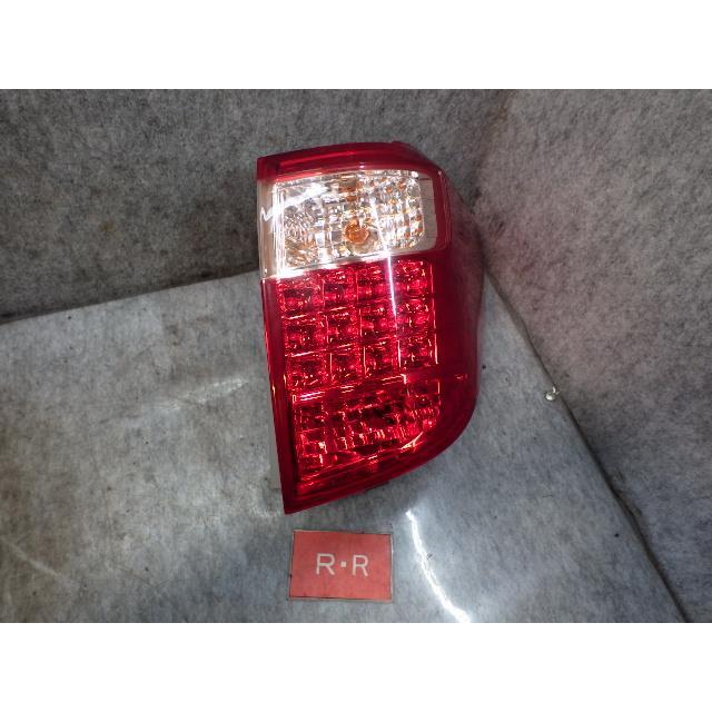 アルファード DBA-ANH20W 右テールランプ 58-26 81551-58060【同梱不可