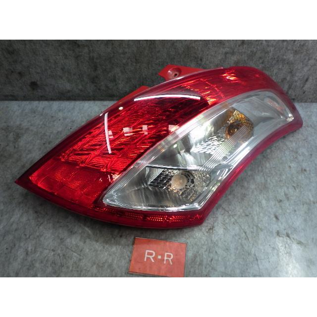 スイフト DBA-ZC72S 右テールランプ 35603-71L00 35650-71L00【同梱