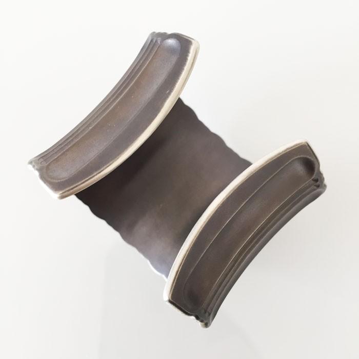 マリア サモラ シルバー ワイド バングル MARIA SAMORA STERLING SILVER TWO INCH VICTORIAN CUFF BANGLE/OXIDIZEDの画像
