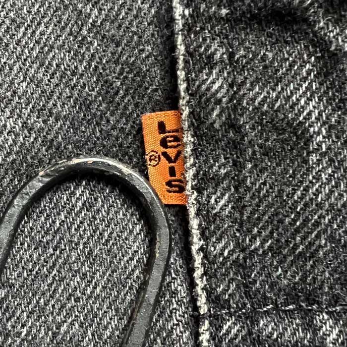 90's Levi's 505 PIECE-DYEING BLACK JEANS MADE IN USA W38L32 90's Levi's 505 PIECE-DYEING BLACK JEANS MADE IN USA W38L32