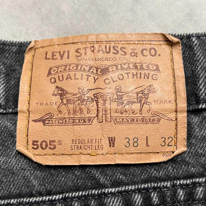 90's Levi's 505 PIECE-DYEING BLACK JEANS MADE IN USA W38L32 90's Levi's 505 PIECE-DYEING BLACK JEANS MADE IN USA W38L32