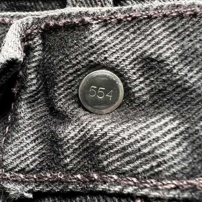 00