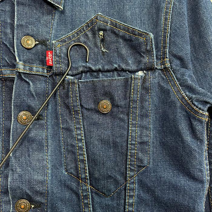 70's LEVI'S 70505-0217 Denim Trucker Jacket SIZE/34 Made in 70's LEVI'S 70505-0217 Denim Trucker Jacket SIZE/34 Made in
