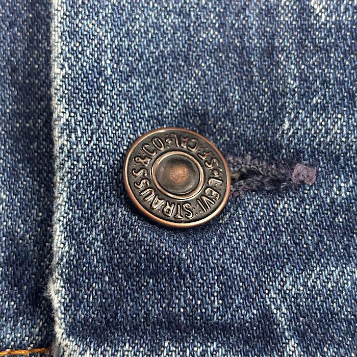 80's LEVI'S 70506-0216 Denim Trucker Jacket SIZE/48 Made in 80's LEVI'S 70506-0216 Denim Trucker Jacket SIZE/48 Made in