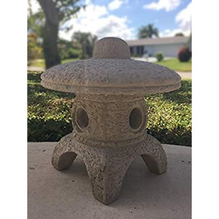 送料無料　Pagoda　Concrete　Lantern,　Statue　Finish　Gray　2-Piece　Outdoor　Grey　Garden　Ori