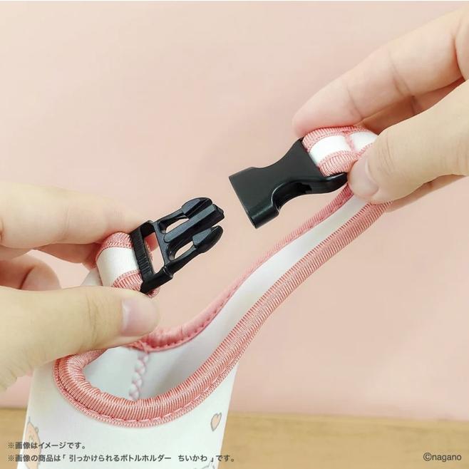 ちいかわ 引っかけられるボトルホルダー メール便OK はちわれ ホルダー