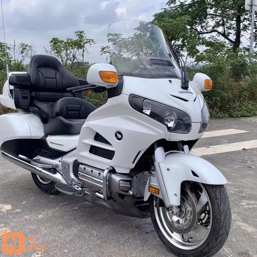 並行輸入品】ホンダ ゴールドウイング 1800 GL1800 トリムパーツ 2001