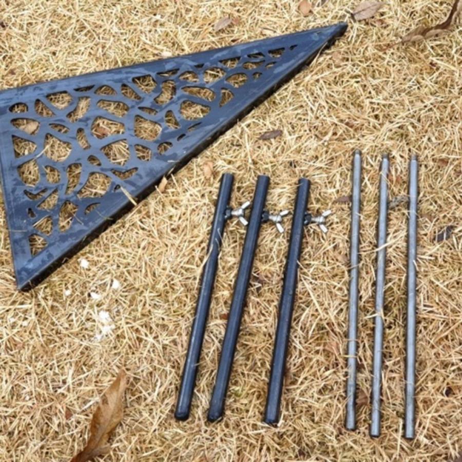 INOTA イノタ 三角テーブル 2台１組 専用ポーチ付き アウトドアテーブル ローテーブル コンパクト 軽量 キャンプ 韓国ブランド 爆買の画像