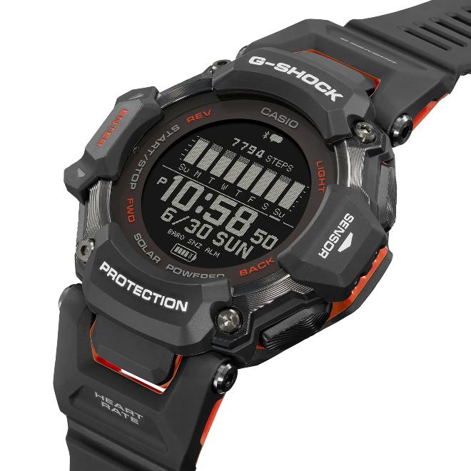 G-SQUAD 今だけ特価 GBD-H2000-1A 2年保証 CASIO G-SHOCK 心拍計 GPS