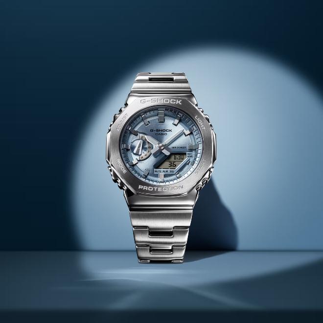 2年保証 GM-2110D-2A CASIO G-SHOCK カシオ Gショック ジーショック メタル アナデジ ステンレススチール ネオブライト LED ビジネス アイスブルー 2100の画像