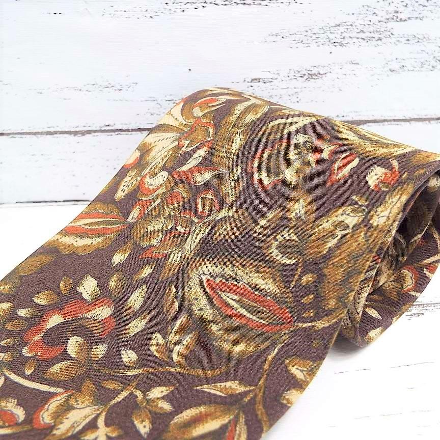 昭和レトロ】Breeze（T's COLLECTION） 植物・花柄 ブラウン系ネクタイ
