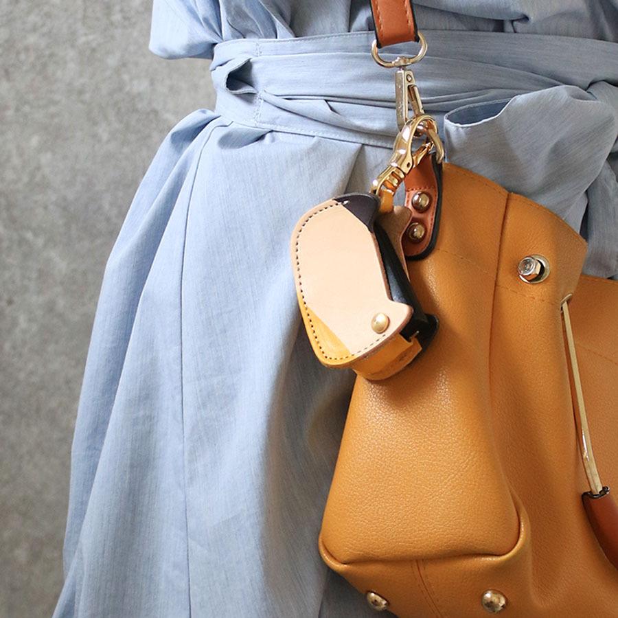 交渉中　J4-2イエロー　猫型キーカバー小 B4-1イエロー 猫型キーカバー大 - メルカリ