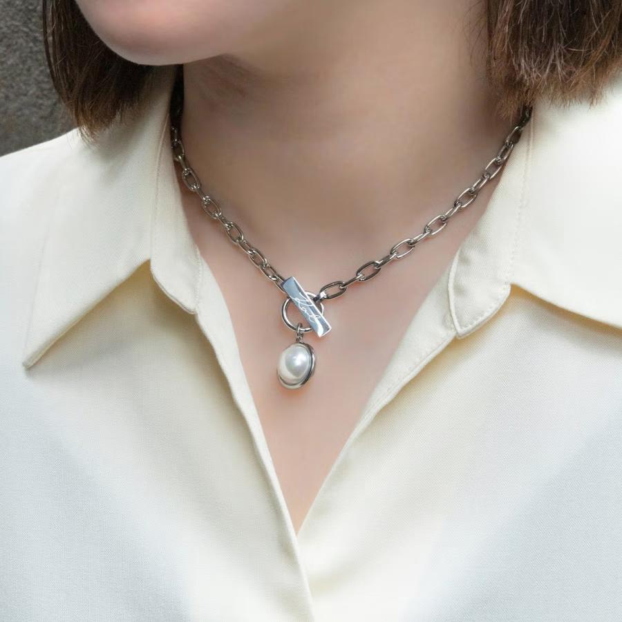 カールラガーフェルド　パールネックレス　Karl Lagerfeld KARL LAGERFELD（カール・ラガーフェルド） カール ラガーフェルド