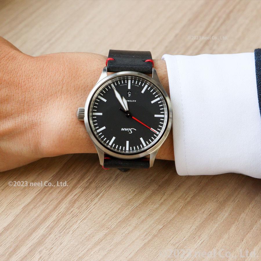 【極美品】ジン　SINN 836 836.0369 　自動巻　箱付　ブラック Sinn（ジン） （豪華おまけ有） 836 自動巻 腕時計 メンズ インス