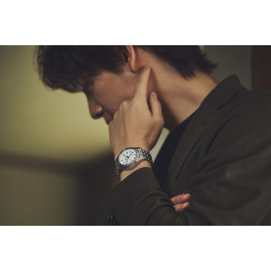 SEIKO 5SPORTS 自動巻き SBSC009 白 箱付【稼動品】 SEIKO 5 SPORTS】Field Sports Style SBSC009 自動巻 メンズの