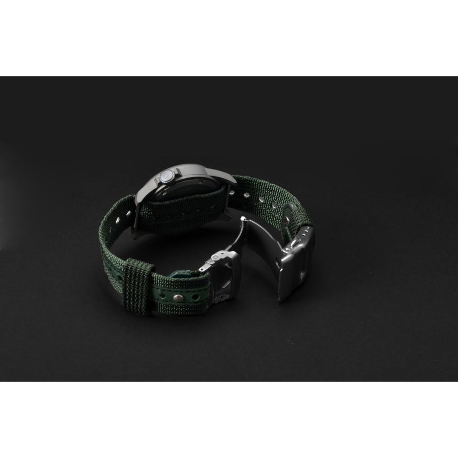 JSDF （ノベルティー付き）ケンテックス KENTEX チタンソーラー 陸上