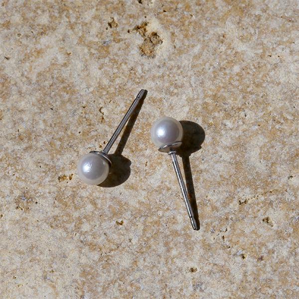 ピアス 金属アレルギー対応 セカンドピアス 誕生日 プレゼント チタン キャッチ 本パール[両耳販売] |  | 10