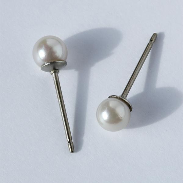 ピアス 金属アレルギー対応 セカンドピアス 誕生日 プレゼント チタン キャッチ 本パール[両耳販売] |  | 11