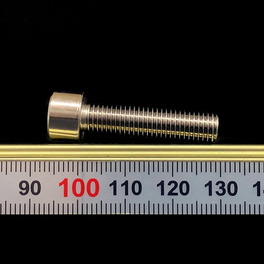 ステンレス 六角穴付 キャップボルト M7-ピッチ1.0 x 長さ30mm ステンレス 六角穴付 キャップボルト M7-ピッチ1.0 x 長さ30mm