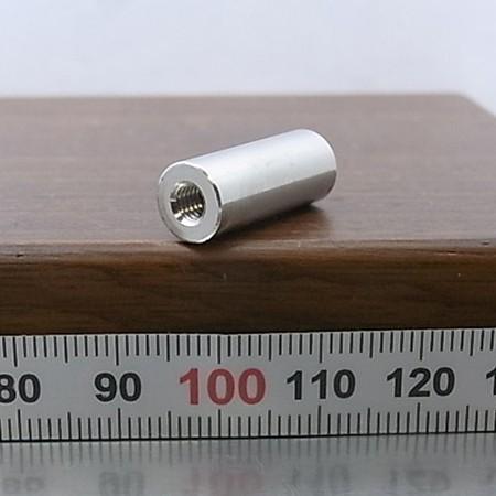 M4 用 黄銅 スペーサー 両メネジ 丸型 内径4mm 外径8mm 長さ20mm 4個入