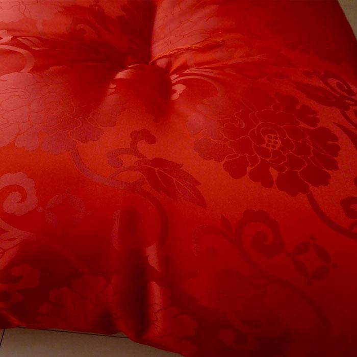 最高級 座布団♦️ふかふか　ワインレッド和柄6枚セット♦️厚さ10㎝♦️送料込 最高級 座布団♦️ふかふか ワインレッド和柄6枚セット♦️厚さ10