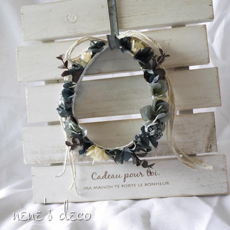 キッズ ベビー 花かんむり ブラックユーカリ 木の実花冠り ヘアアクセサリー リボン調節 フォトスタジオ ひな祭り 七五三 成人式の髪飾りはネネズデコ 通販 Yahoo ショッピング