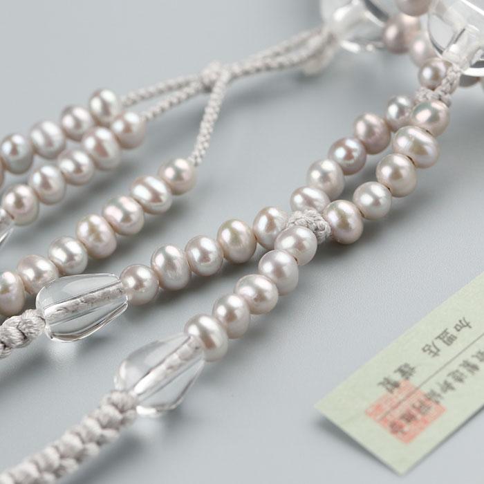 ≪特別価格≫日蓮宗 数珠 女性用 8寸 淡水パール（グレー） 本水晶 正絹製・梵天房 数珠袋付き_3
