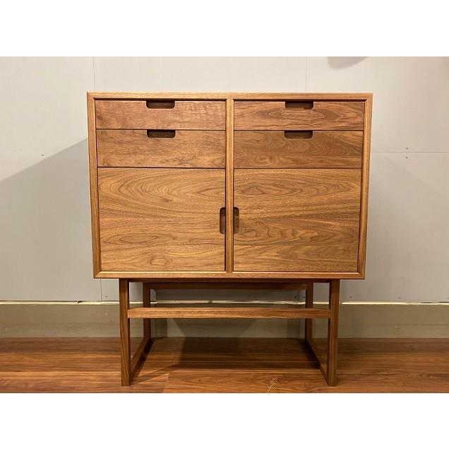 府中家具　シンプルなリビングボード