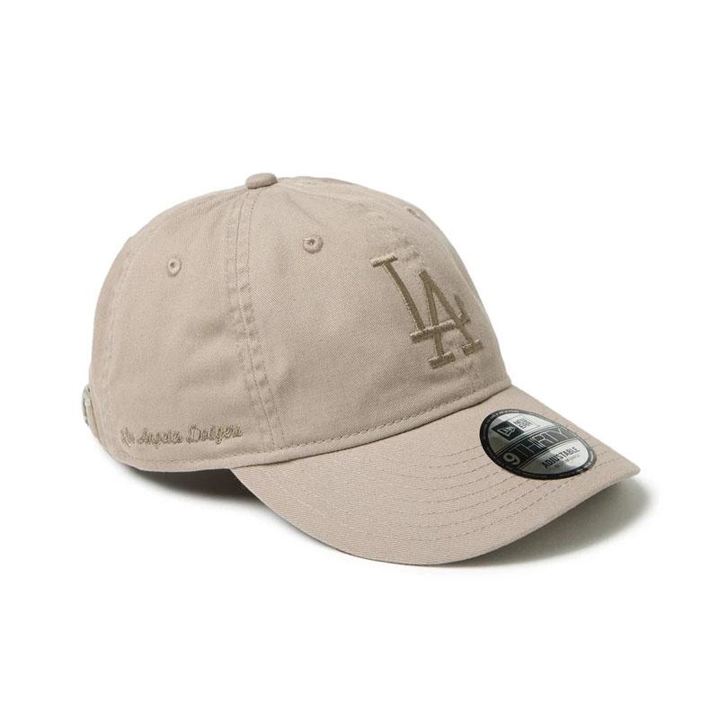 M/L ダウンタウン　ニューエラ　キャップ　ベージュ NEW ERA - 新品 未使用 M/L DOWNTOWN New Era ダウンタウン ニューエラ