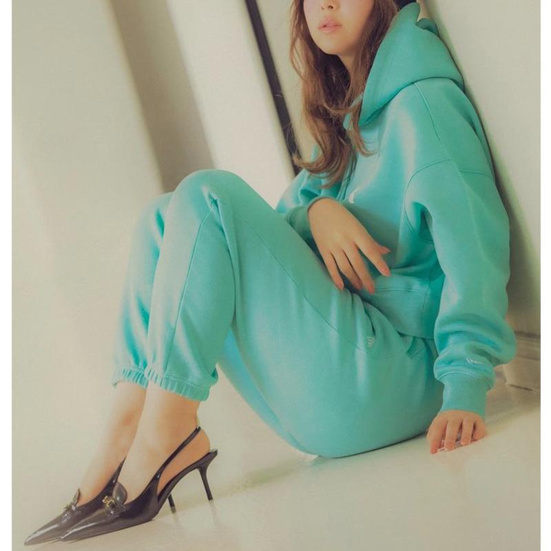 ニューエラ×カルナムール レディース ショート丈 スウェットパーカー NEW ERA×CALNAMUR テックスウェット フーディー ブラウン 14875704 NEW ERA（ニューエラ） ニューエラ×カルナムール レディース ショート