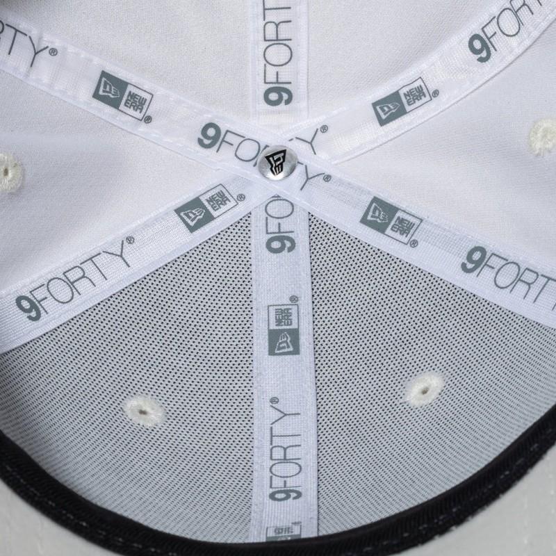 NEW ERA（ニューエラ） NEW ERA 9FORTY White Day ラインストーン