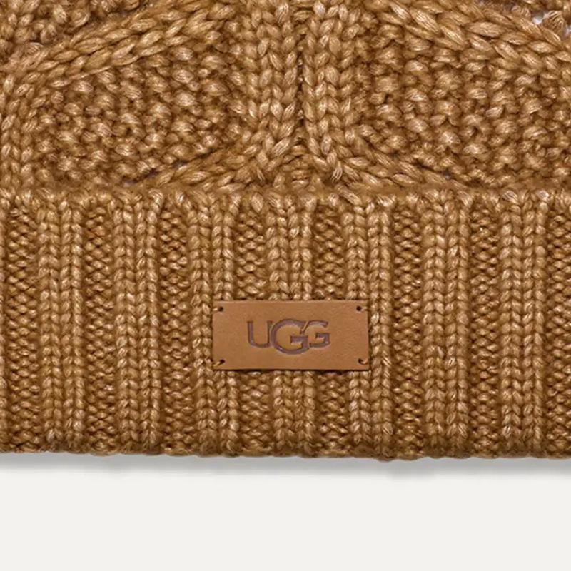 UGG（アグ） レディース ポンポン付き ニット帽 ケーブル ビーニー