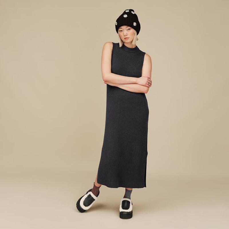 UGG（アグ） レディース ビジュー付き ニット帽 エンベリッシュド