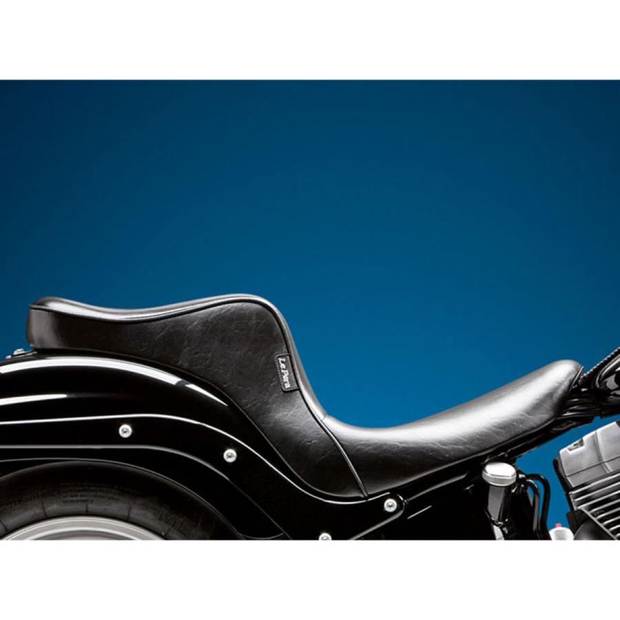 チェロキーシート　ダイアモンドステッチ　０６−１７ｙソフテイル２００タイヤ_2