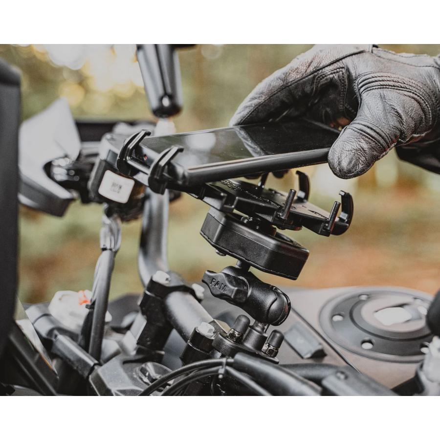 ＲＡＭ　ＭＯＵＮＴＳ　防振レイクドホルダー　Ｍ | Harley Davidson | 03