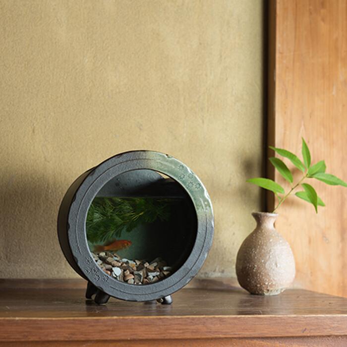 和＆アジアンテイスト　丸型の陶器の水槽　ベタや金魚やメダカ＆インテリアに 和＆アジアンテイスト 丸型の陶器の水槽 ベタや金魚やメダカ