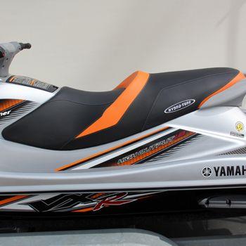 HYDRO-TURF(ハイドロターフ) シートカバー VXR(11-14) BLACK/ORANGE | ブランド登録なし