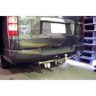 サン自動車工業 ヒッチメンバー 200系 ハイエース 標準・ロング サン自動車工業 ヒッチメンバー 200系 ハイエース 標準・ロング
