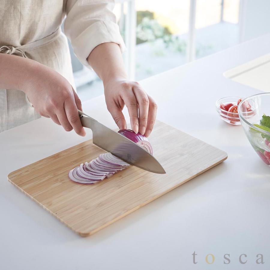まな板 トスカ カッティングボード 角形 スクエア 竹 バンブー 軽量 ナチュラル 北欧風 キッチン プレート サービング 刻印 山崎実業 tosca ホワイト 3695 | tosca（山崎実業） | 07
